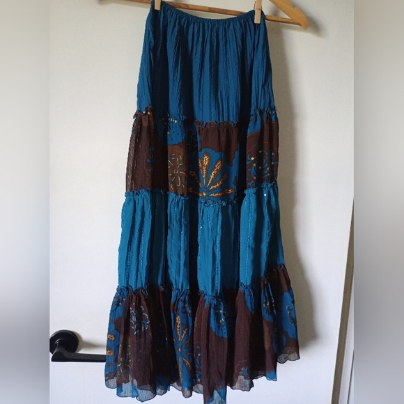 unknown Dresses & Skirts - Boho Style Blue & Brown Ruffled Tiered Skirt